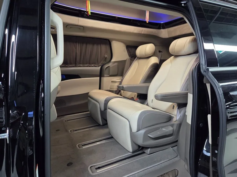 Kia Carnival — фото 10