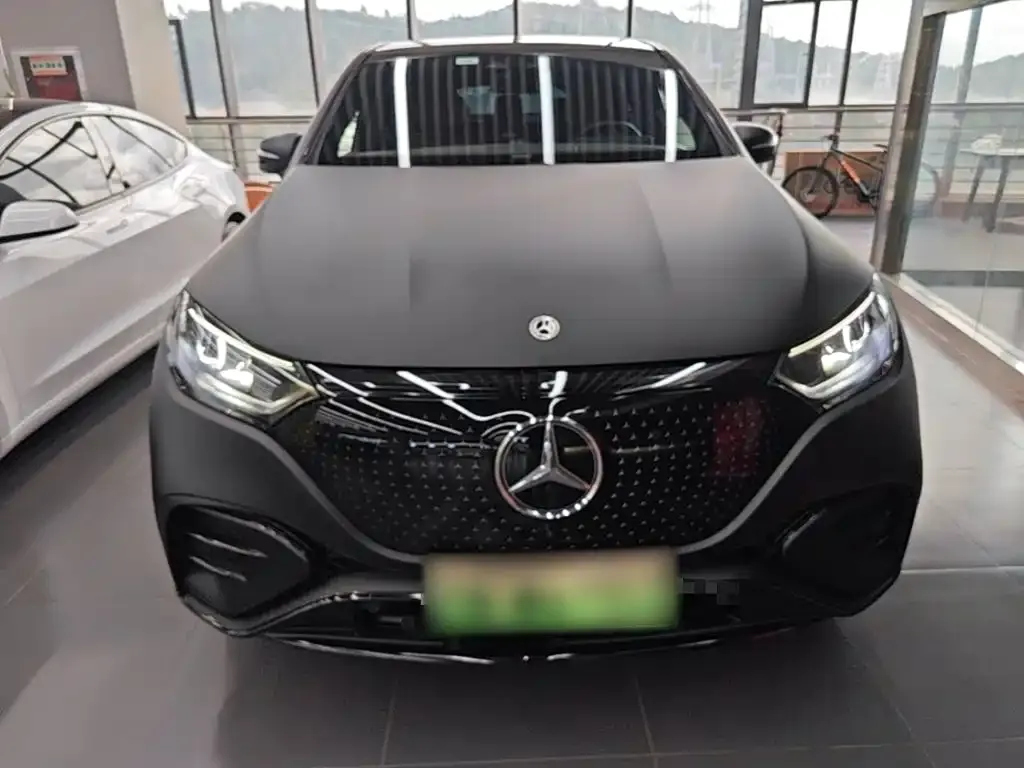 Mercedes-Benz EQE SUV — фото 2