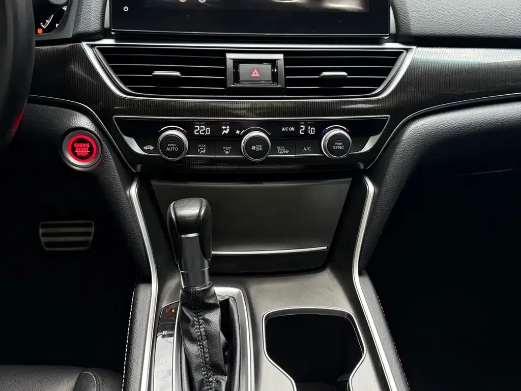 Honda Accord — фото 5