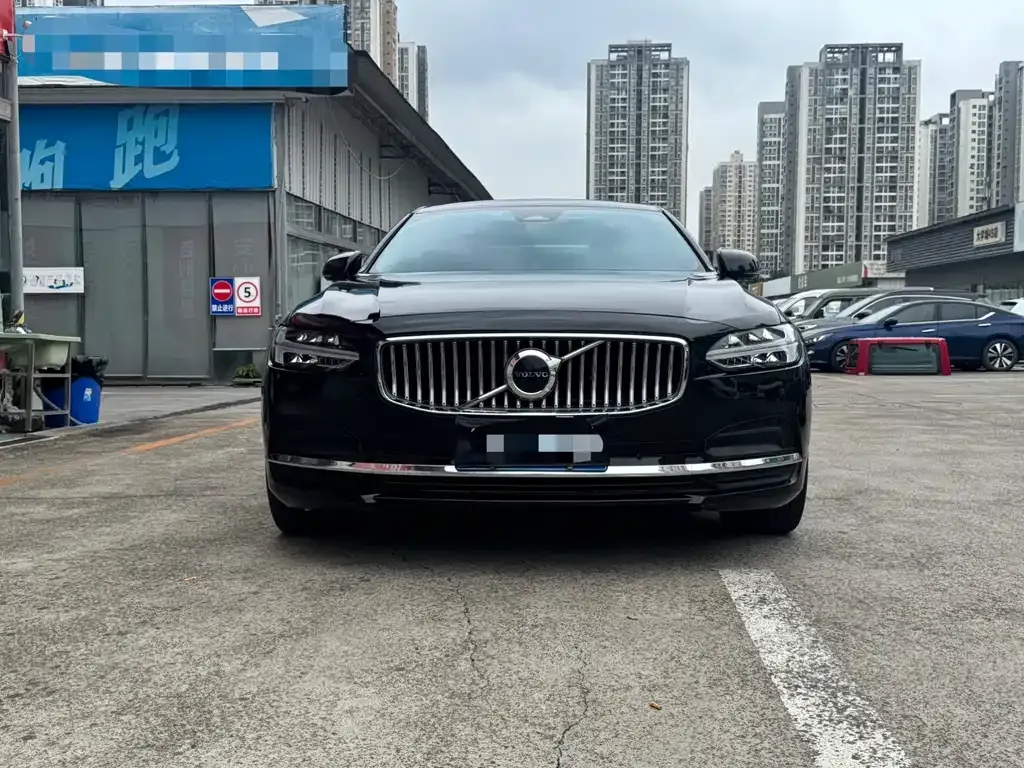 Volvo S90 — фото 9