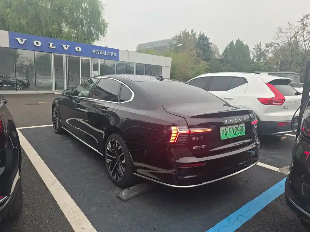 Volvo S90 PHEV — фото 5