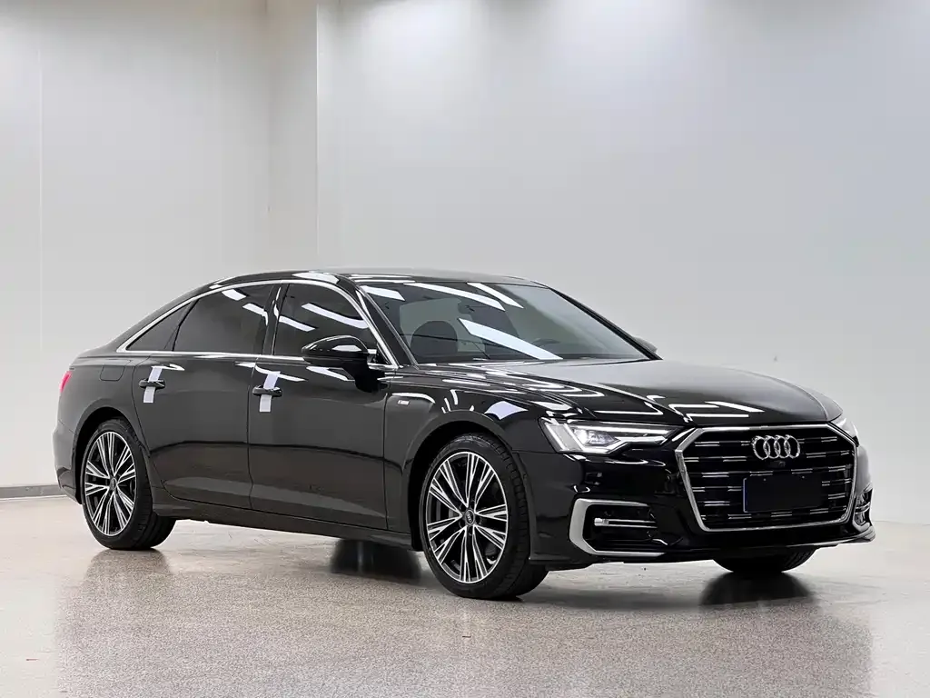 Audi A6L — фото 8