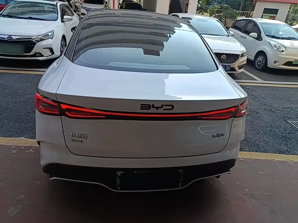 BYD Seal 06 — фото 8
