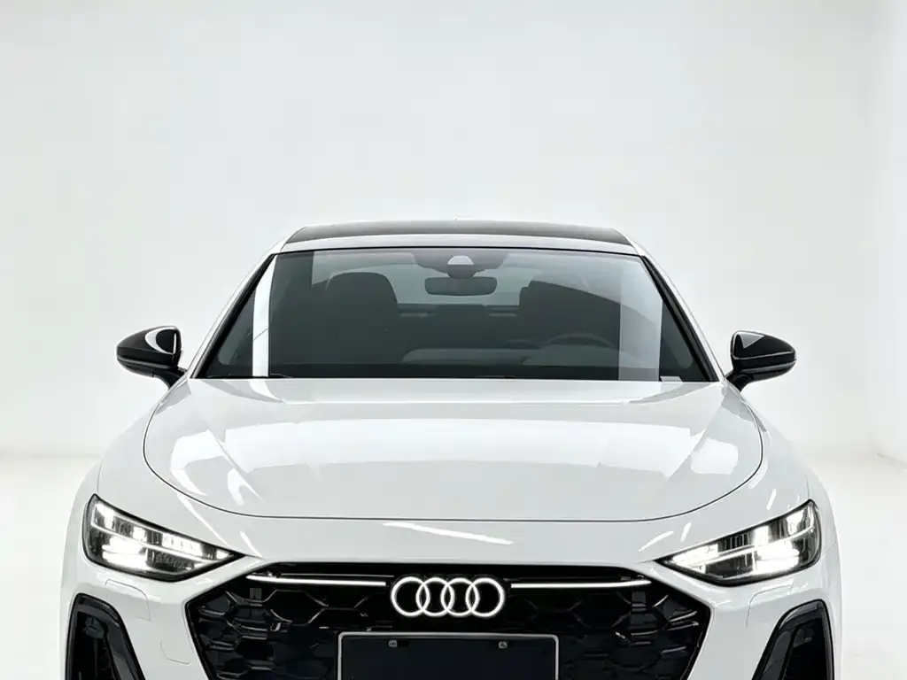 Audi A5L — фото 2
