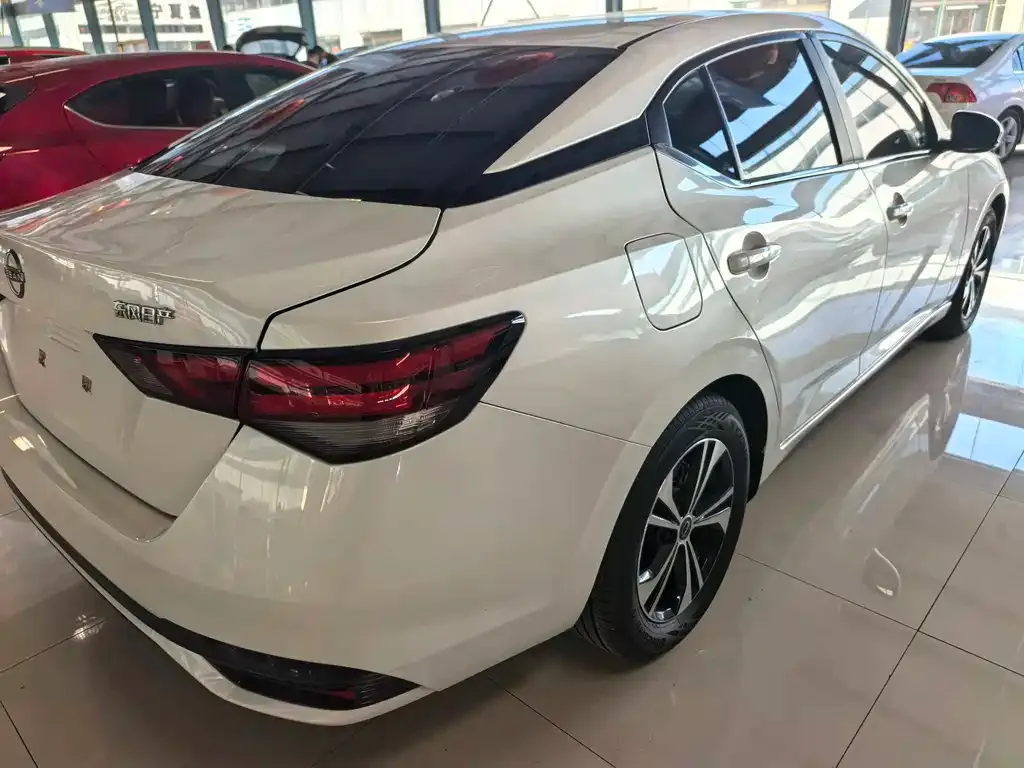 Nissan Sylphy — фото 8