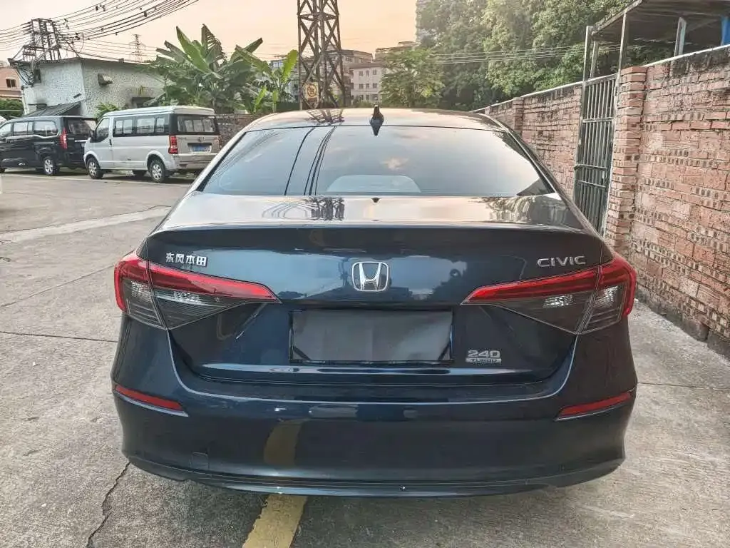 Honda Civic — фото 6