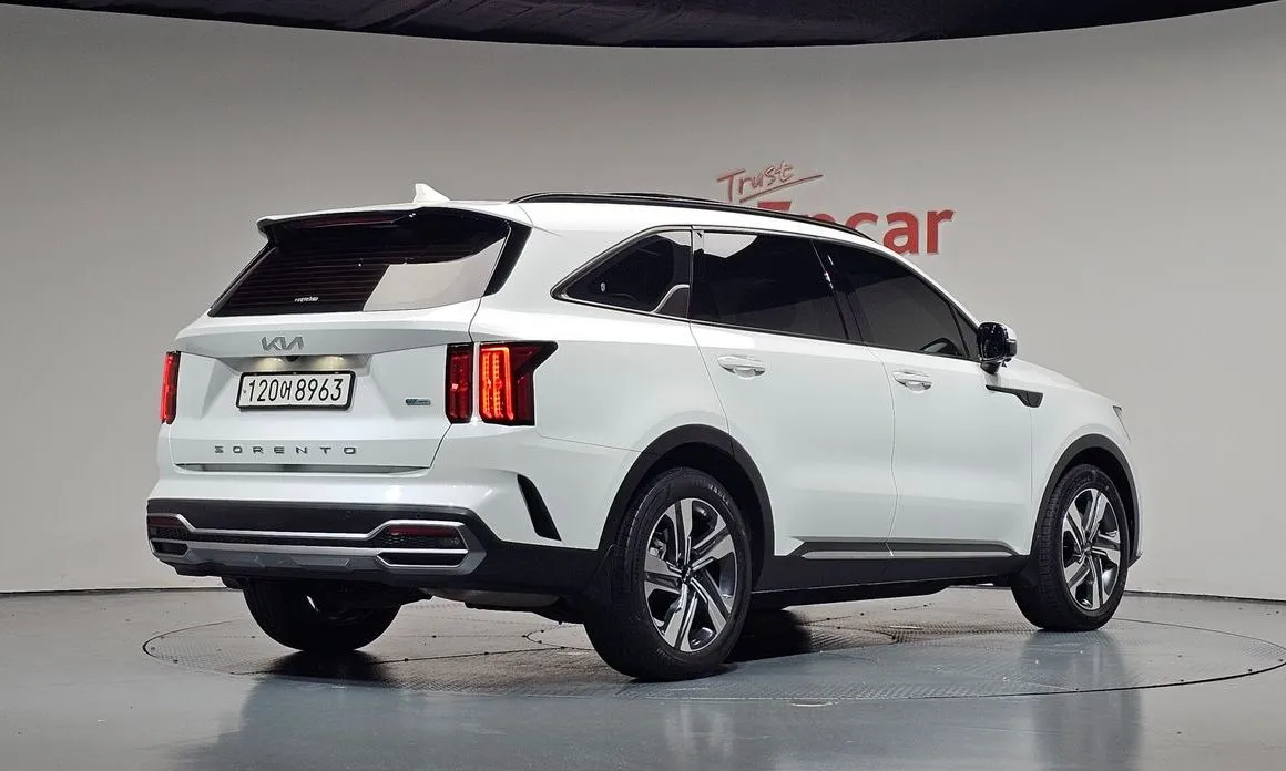 Kia Sorento — фото 5