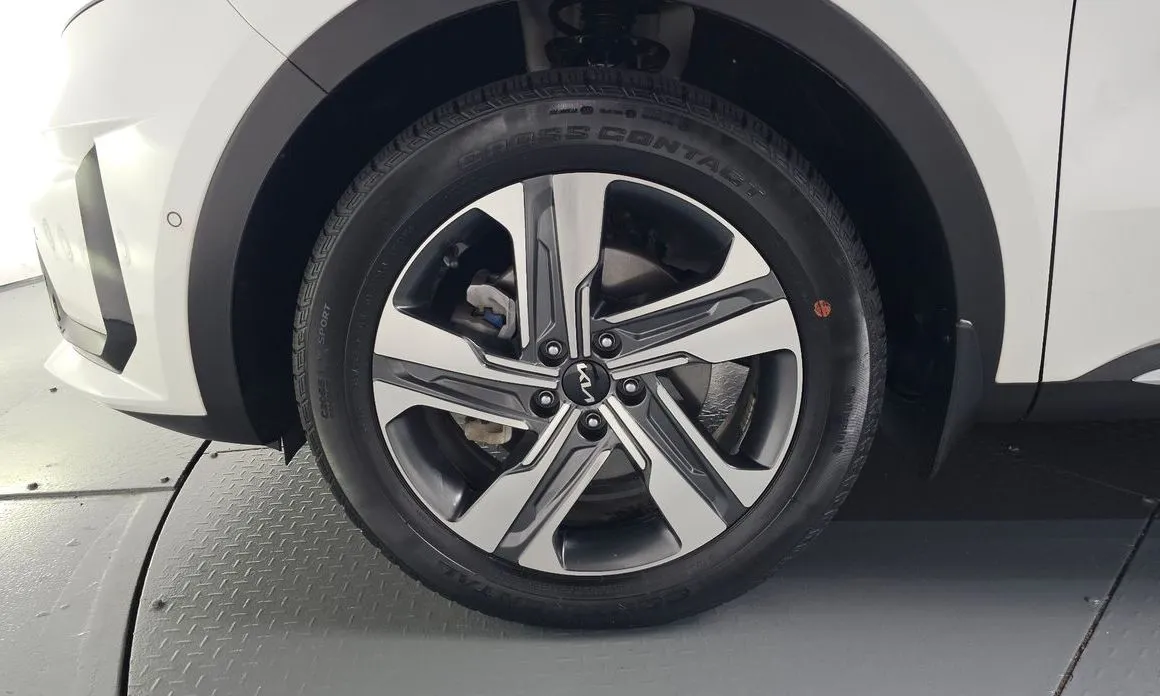 Kia Sorento — фото 8