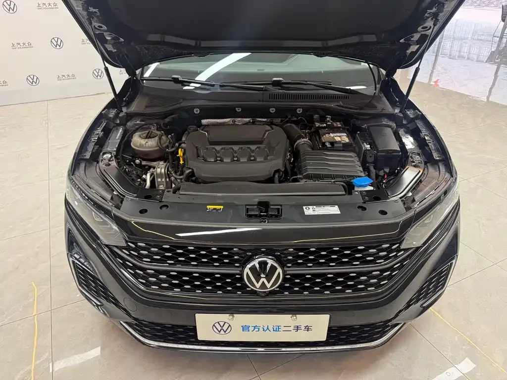 Volkswagen Passat — фото 10