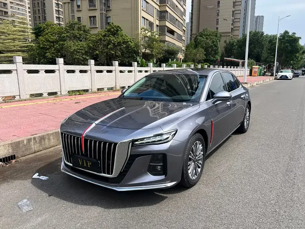 Hongqi H5 — фото 1