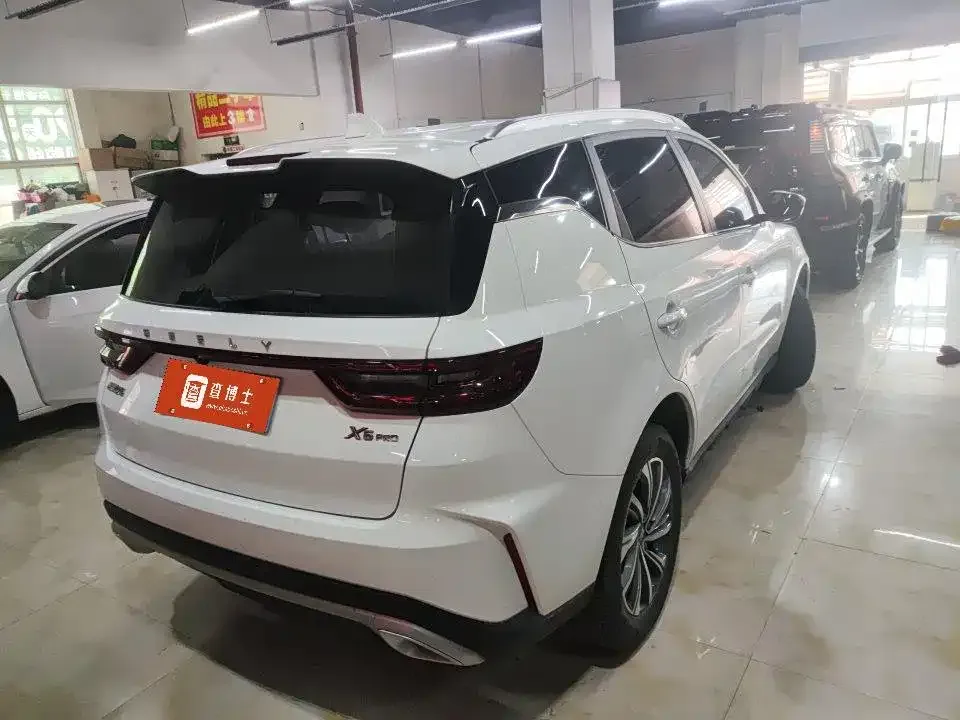 Geely Vision X6 — фото 7