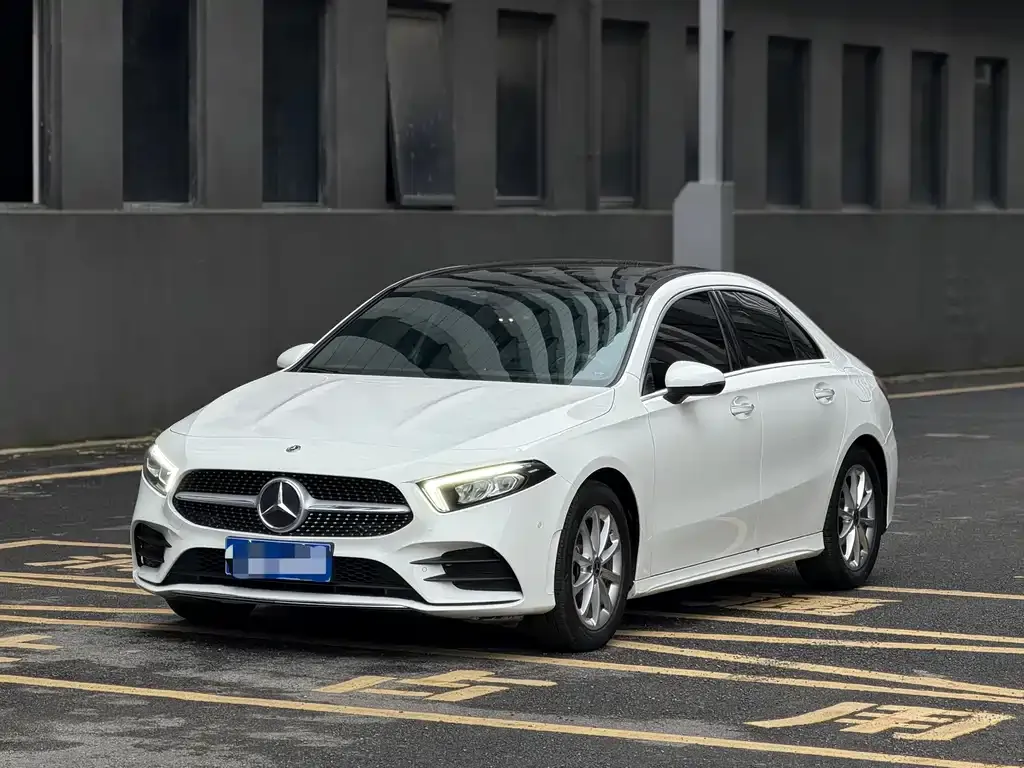 Mercedes-Benz A-Class — фото 1