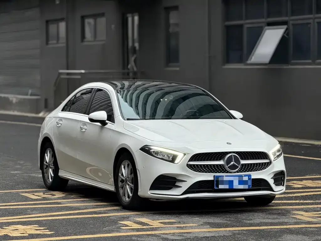 Mercedes-Benz A-Class — фото 4