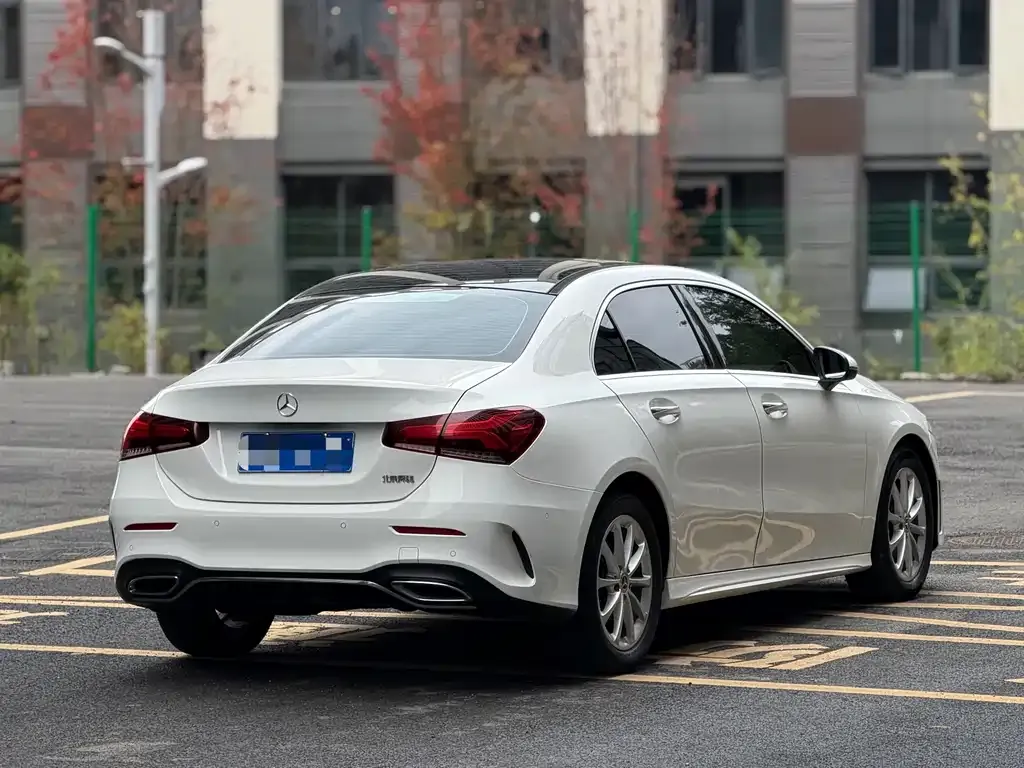 Mercedes-Benz A-Class — фото 8