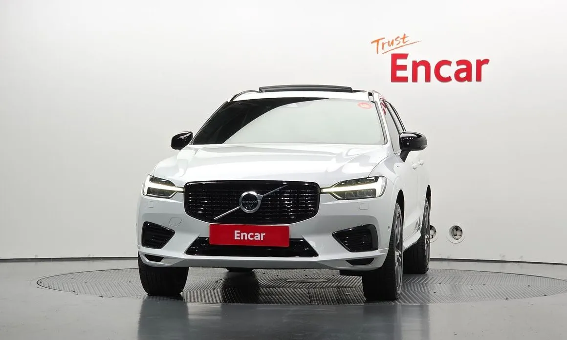Volvo XC60 — фото 2