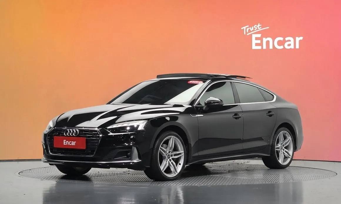 Audi A5 — фото 1