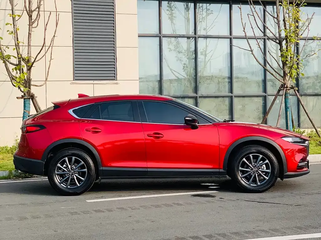 Mazda CX-4 — фото 10