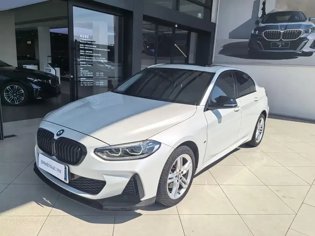 BMW 1 Series — фото 1