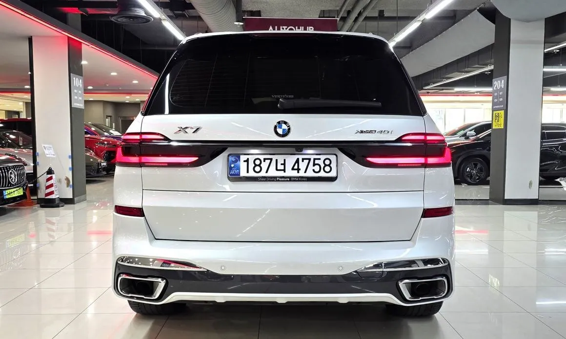 BMW X7 — фото 2