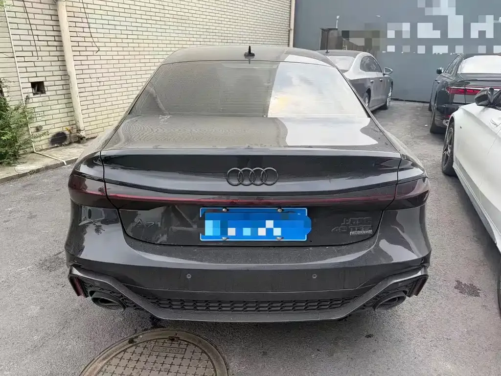 Audi A7L — фото 4