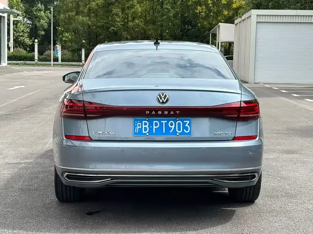 Volkswagen Passat — фото 2