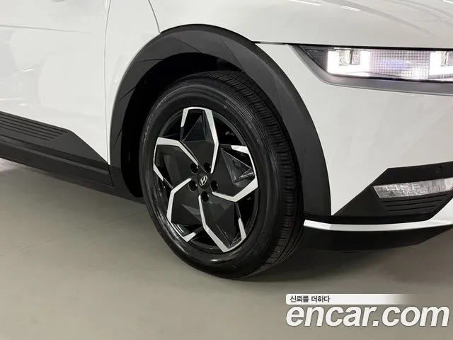 Hyundai Ioniq5 — фото 2