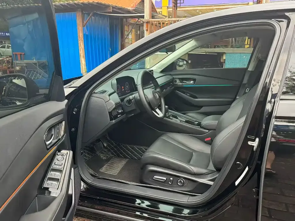 Honda Accord — фото 4