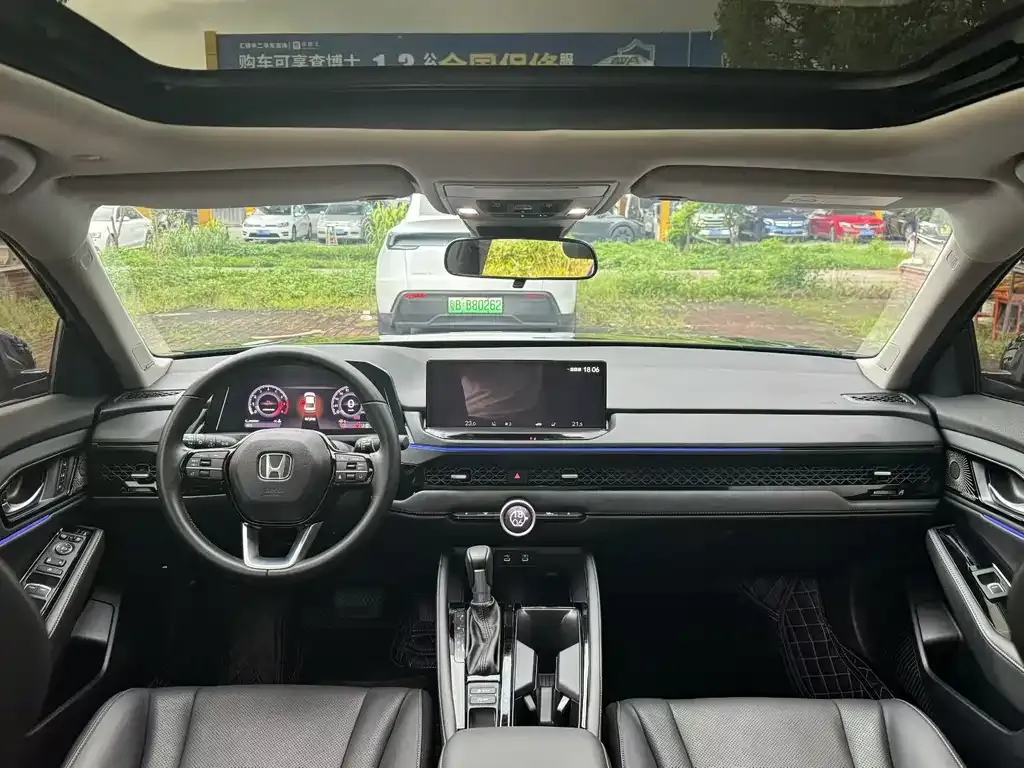Honda Accord — фото 2