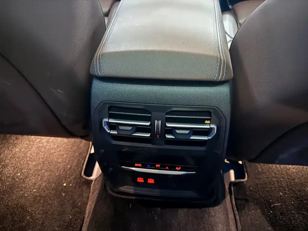 BMW i3 — фото 2