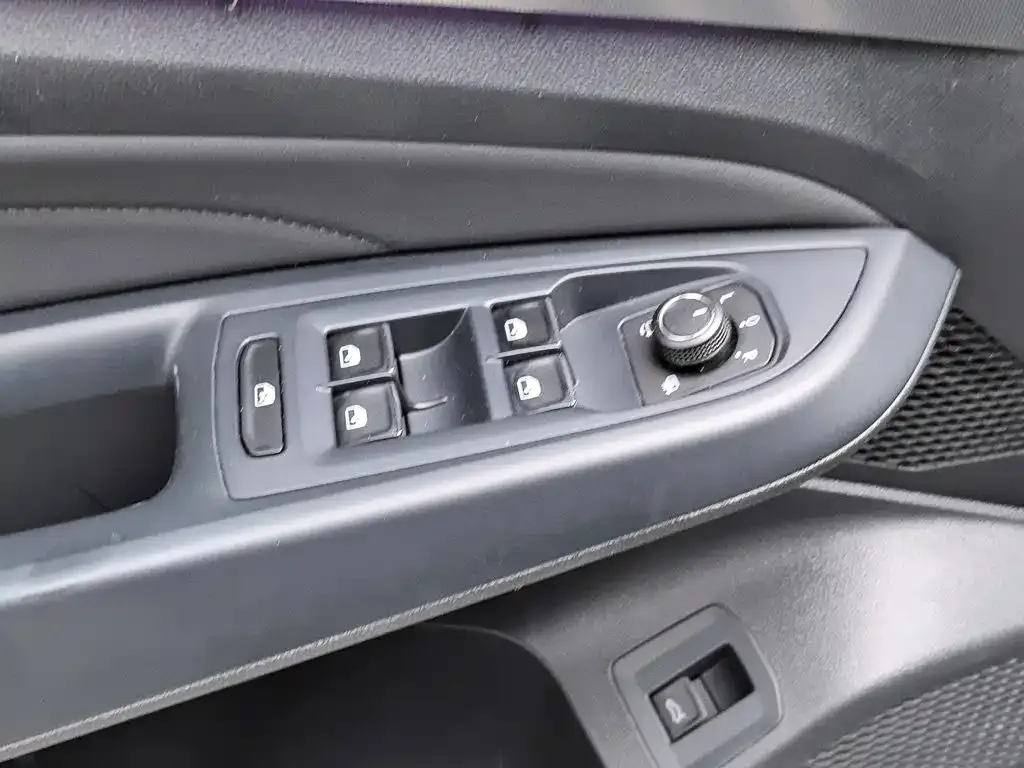 Volkswagen Passat — фото 7
