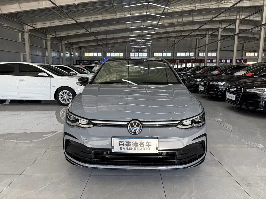 Volkswagen Golf — фото 3