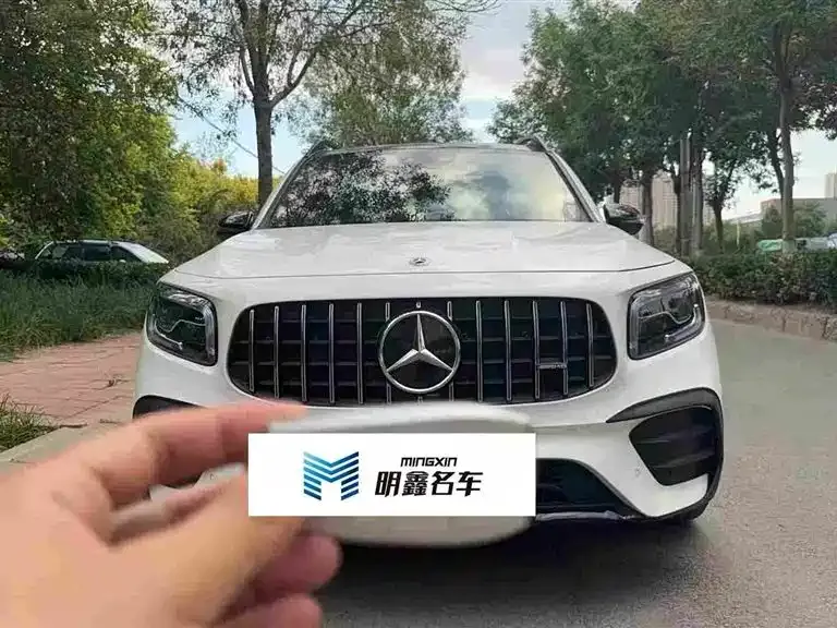 Mercedes-Benz GLB AMG — фото 7