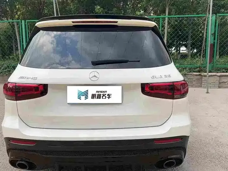 Mercedes-Benz GLB AMG — фото 4