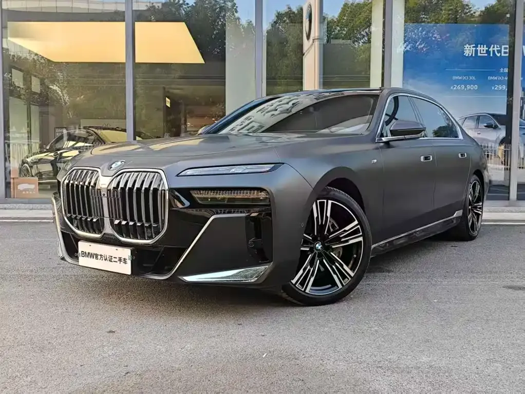 BMW 7 Series — фото 4
