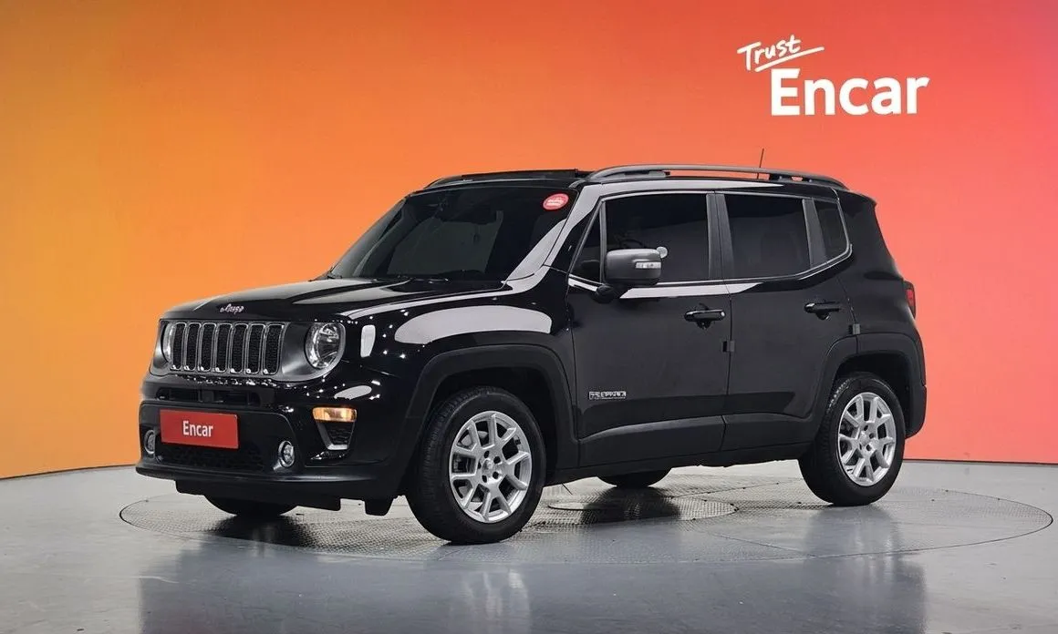 Jeep Renegade — фото 1