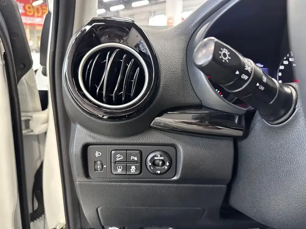 Kia KX1 — фото 5