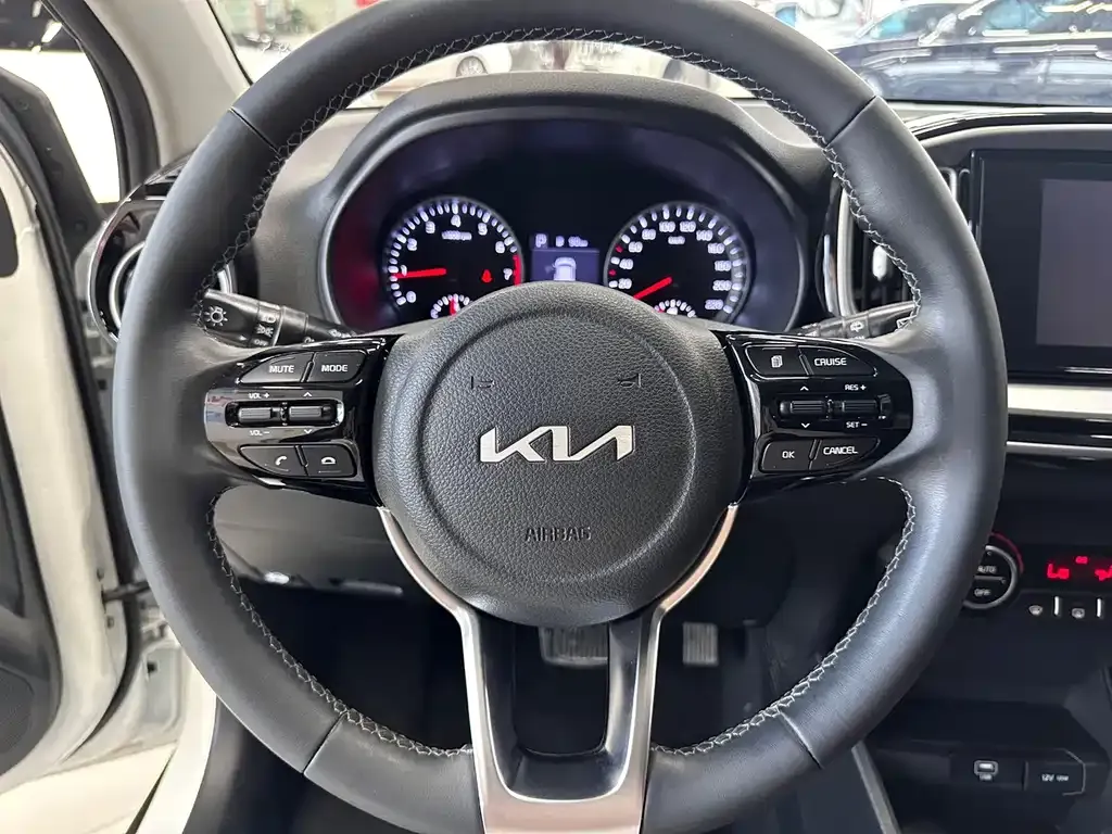 Kia KX1 — фото 8