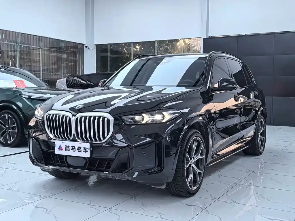 BMW X5 — фото 1