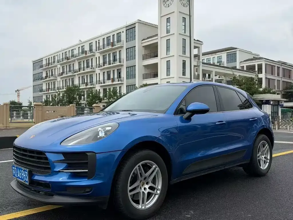 Porsche Macan — фото 1