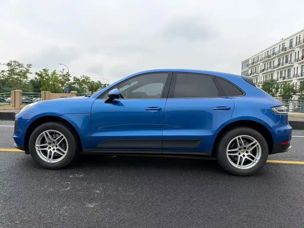 Porsche Macan — фото 7