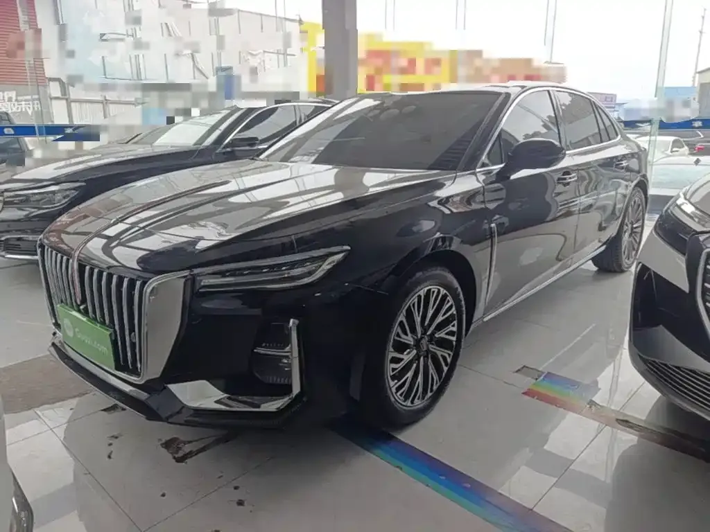 Hongqi H5 — фото 1