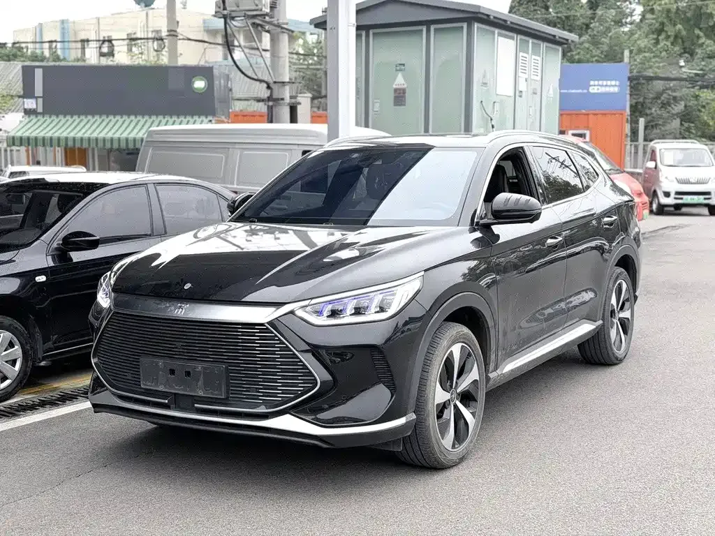 BYD PLUS New Energy — фото 1