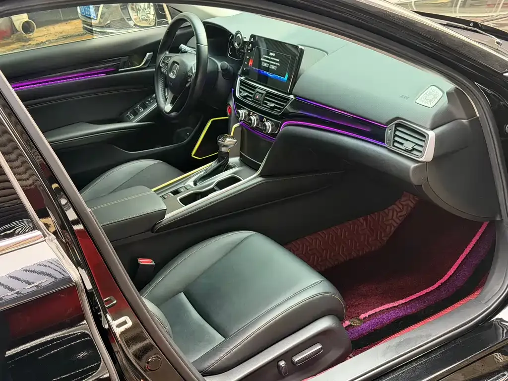 Honda Accord — фото 4