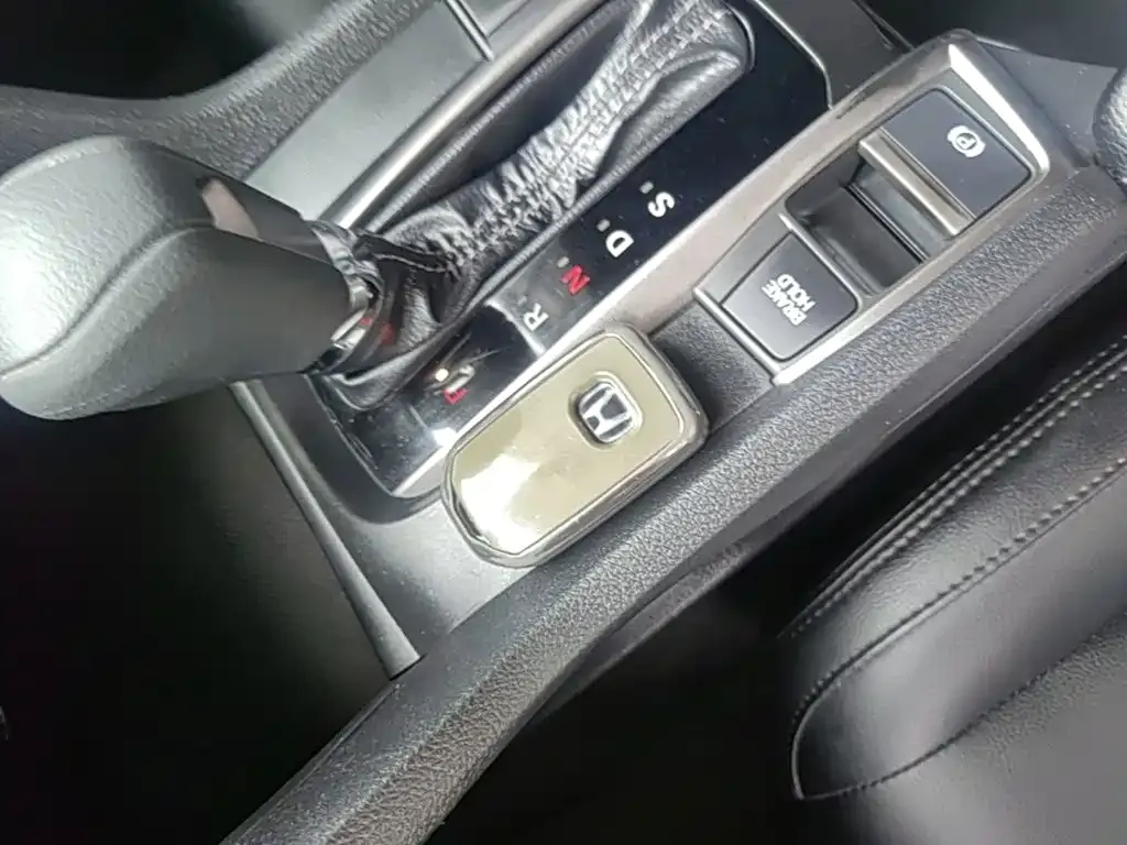 Honda Civic — фото 5
