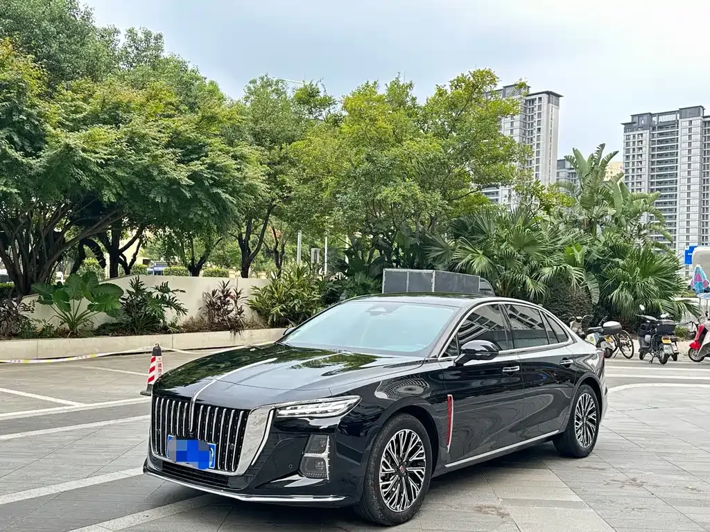 Hongqi H5 — фото 1