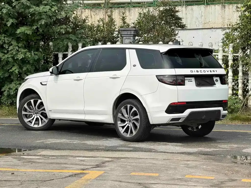 Land Rover Discovery Sport — фото 8