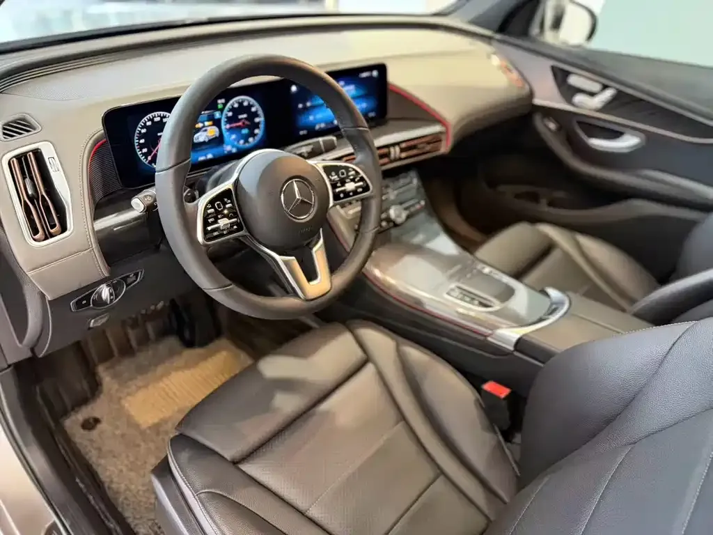 Mercedes-Benz EQC — фото 2