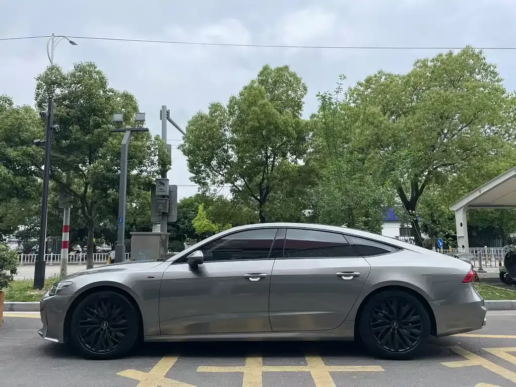 Audi A7 — фото 9