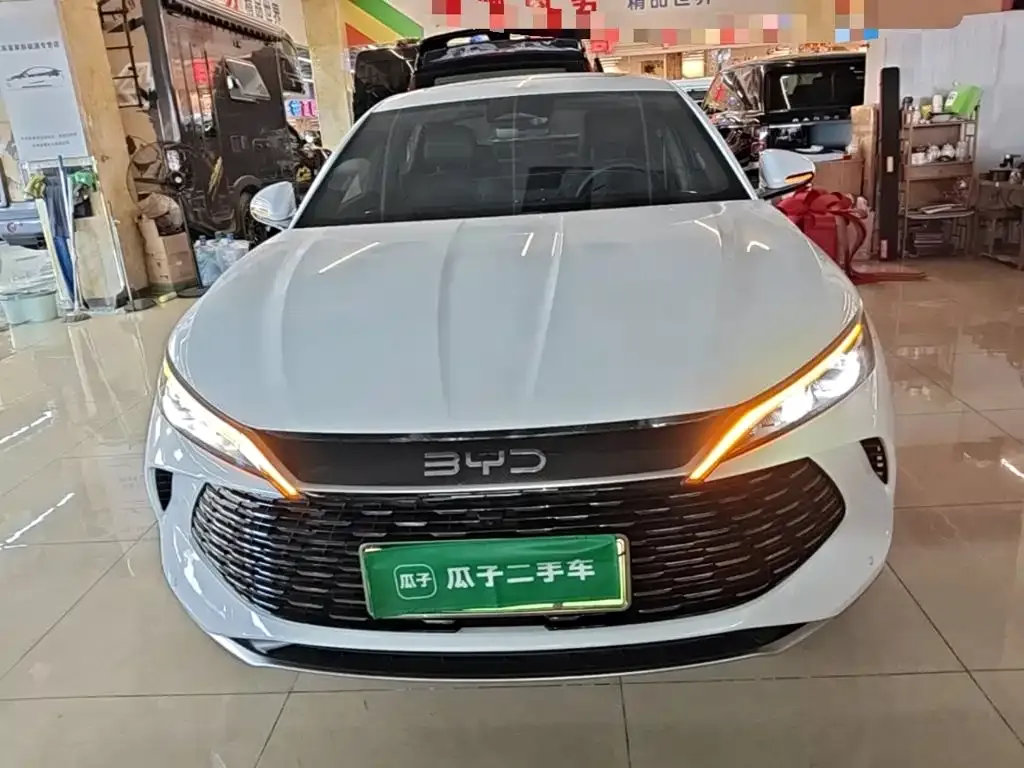 BYD Qin L — фото 8