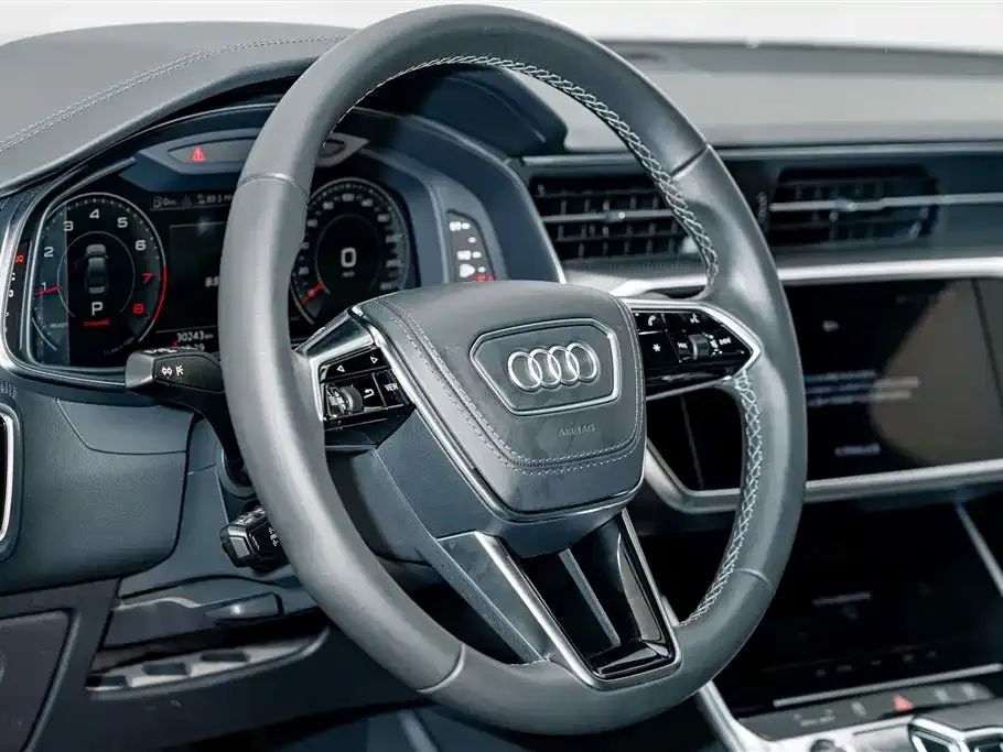 Audi A6L — фото 2
